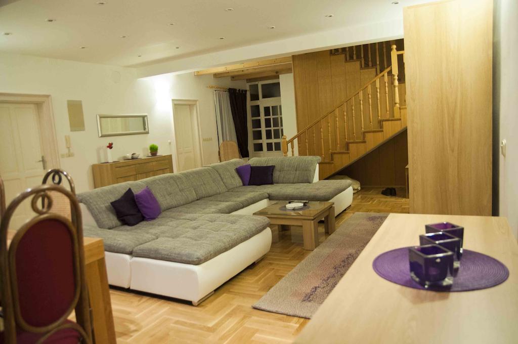 Apartment Ðakovo Oda fotoğraf